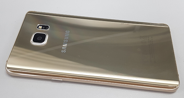 Samsung NOTE5 สีทอง รองรับ4G สวยๆ รุ่นเรือธง สเปคเทพ เครื่องศูนย์ไทยครับ