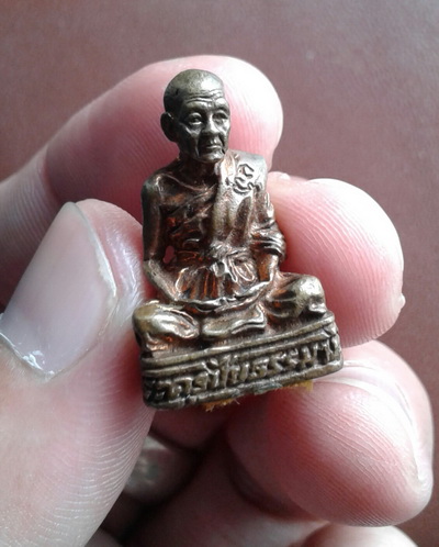 ((เคาะเดียวแดง)) รูปหล่อพระครูชัยธรรมภินันท์ วัดบางกะดี จ.ปทุมธานี