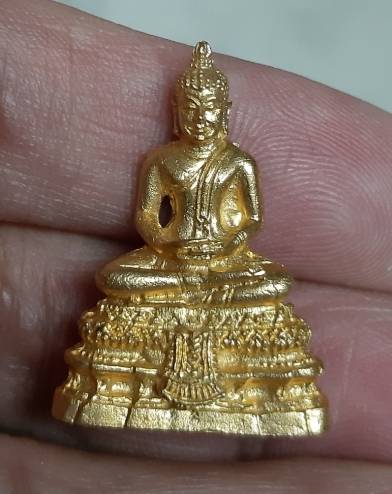 กริ่งพระประธาน รุ่นอนุสรณ์100ปี เนื้อทองคำ สวย มั๊กๆ สร้างแค่ 363 องค์ หายากสุดๆ