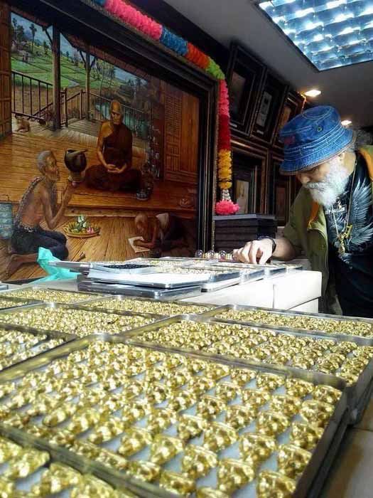 พระปิดตามงคลโสฬส(รุ่นสร้างโบสถ์)จัดสร้างโดย สมาคมผู้นิยมพระเครื่องพระบูชาไทย พยัพ คำพันธุ์