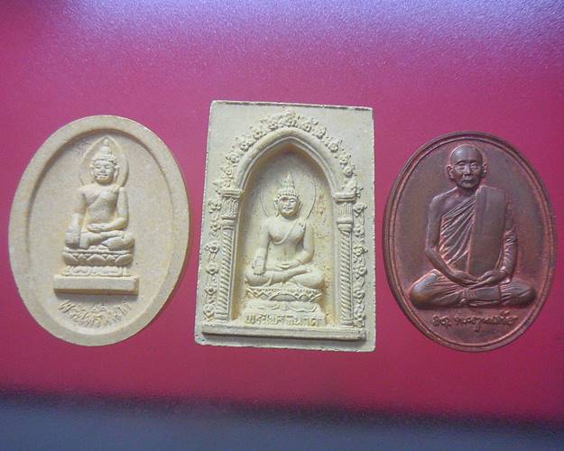 พระสมเด็จญาณสังวรฯ วัดบวรนิเวศวิหาร ชุด3องค์