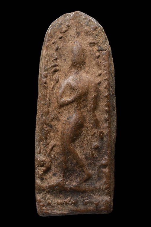 พระลีลาเมืองสรรค์เนื้อดิน พิมพ์ซุ้มดอกไม้ กรุวัดบรมธาตุ จ.ชัยนาท + บัตรสมาคม