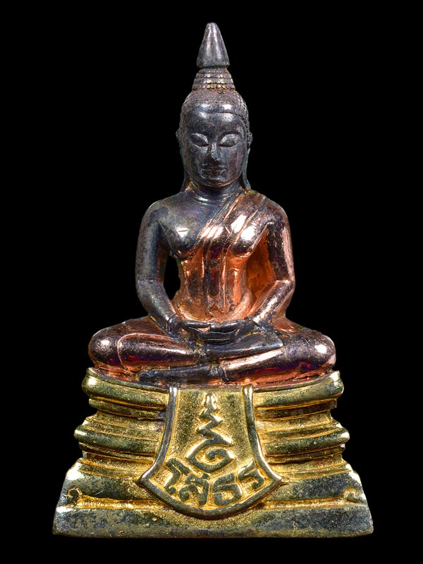 หลวงพ่อโสธร เนื้อเงินชุบสามกษัตริย์ พิมพ์ลอยองค์ รุ่นประวัติศาสตร์ 80 ปี กรมตำรวจ 