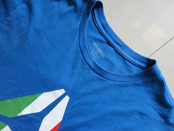 เสื้อยืด Reebok แท้ สีน้ำเงิน Supremium Big logo / ดีไซน์พื้นน้ำเงินทีมฟุตบอลอิตาลี