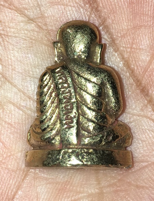 รูปหล่อหลวงพ่อเงิน บางคลาน ปี45 รุ่นเมตตาบารมี พิมพ์หน้าแก่ เนื้อหาดี ผิวสวย พร้อมกล่องเดิม 