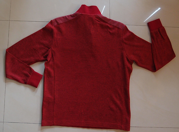 เสื้อแบรนด์PING ยี่ห้อผลิตภัณท์กอลฟ์ชื่อดัง สีแดง สวยๆ ใส่เที่ยวก็ได้นะ