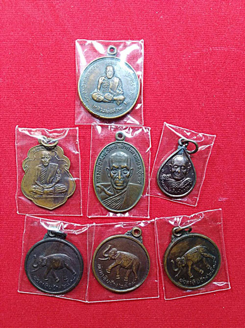 7 องค์ เคาะเดียวครับ ... หลวงพ่อสงฆ์ วัดเจ้าฟ้าศาลาลอย จ.ชุมพร
