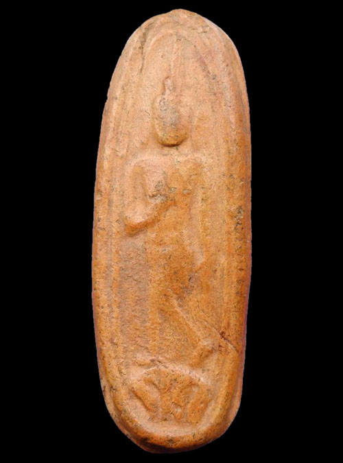 พระลีลาลิ้นเป็ด เนื้อดิน กรุวัดม่วง จ.สุพรรณบุรี 