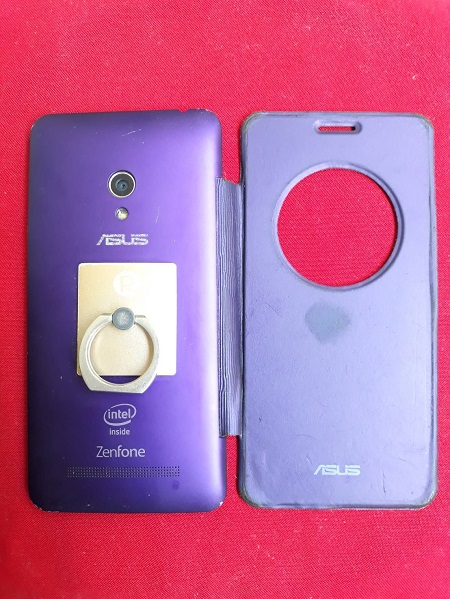 Asus Zenfone 5 T00J สภาพใช้ ยังสวยครับ