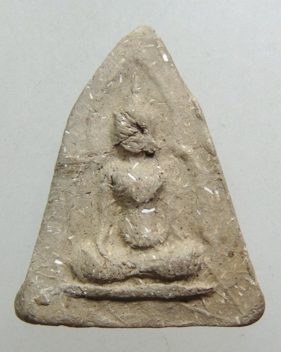 พระเนื้อดินเก่า (สูง 1 นิ้ว)