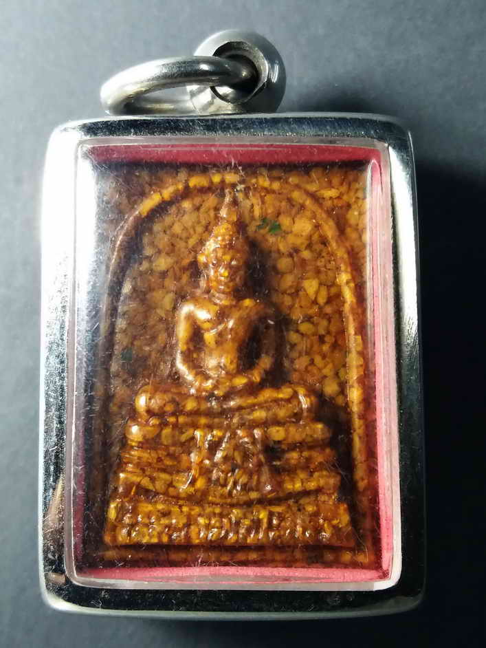 100 บาท หลวงพ่อโสธรเนื้อกระเบื้องหลังคาโบสถ์ พิมพ์เล็ก หน้าพระประธาน หายากสุดๆ จัดเป็นพิมพ์นิยม t