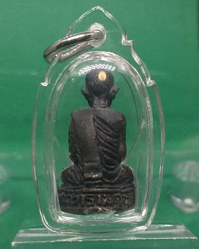 รูปหล่อหลวงพ่อกวย ปี39 เลี่ยมพร้อมใช้