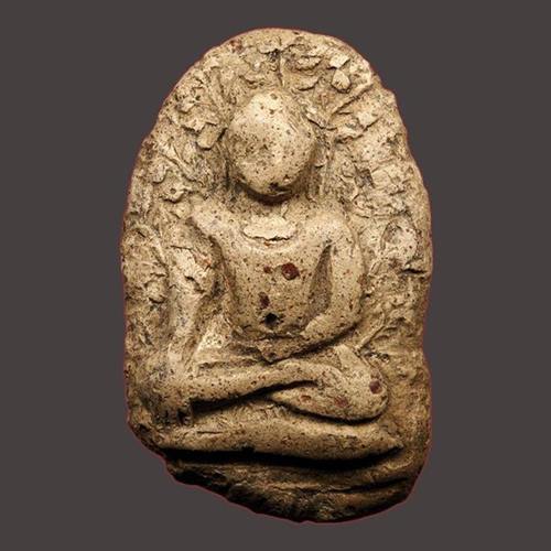 พระเปิม ลำพูน เนื้อดิน