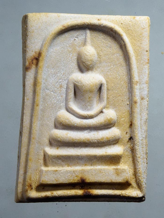 20บาท...พระสมเด็จวัดพระธาตุพนม หลังพระธาตุ....A29