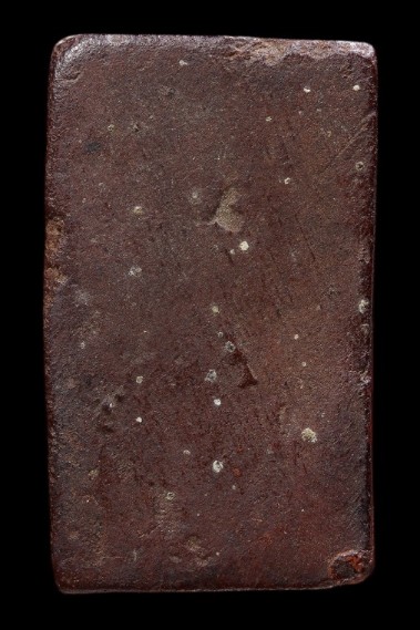 พระเจ้าห้าพระองค์ เนื้อดิน