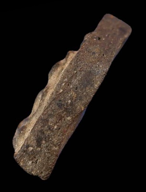 พระแผงหัวใจกำแพงตัดสอง กรุเตาทุเรียง เนื้อดิน จ.สุโขทัย