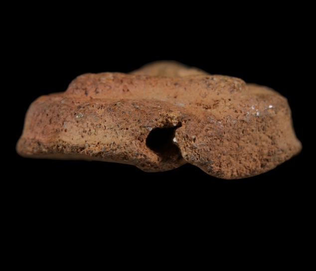 พระกลีบบัว เนื้อดิน กรุวัดลิงขบ (บวรมงคล) กรุงเทพฯ