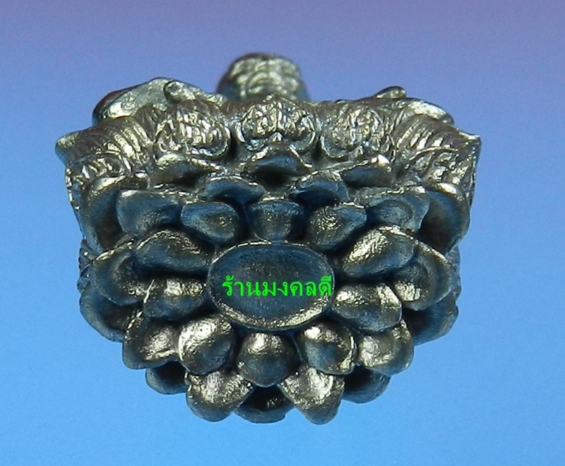 หลวงปู่ทวดบัวรอบ  สูง 1.2 นิ้ว รุ่น ปาฎิหาริย์สองโพธิสัตว์ เนื้อไวท์บราส รมดำ เลขสวย No.329