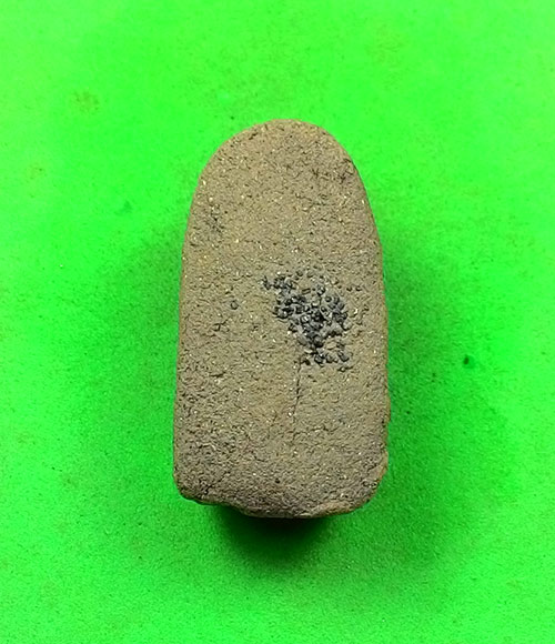 พระหลวงปู่ทวด หลังเตารีดพิมพ์พระรอด พระอาจารย์นอง วัดทรายขาว จ.ปัตตานี พร้อมกล่องเดิมๆจากวัด 