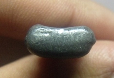 **วัดใจ**พระปิดตามหาลาภ เนื้อชินตะกั่ว หลังยันต์ หลวงพ่อคล้อย วัดภูเขาทอง รุ่นแรก ปี ๒๕๓๒**