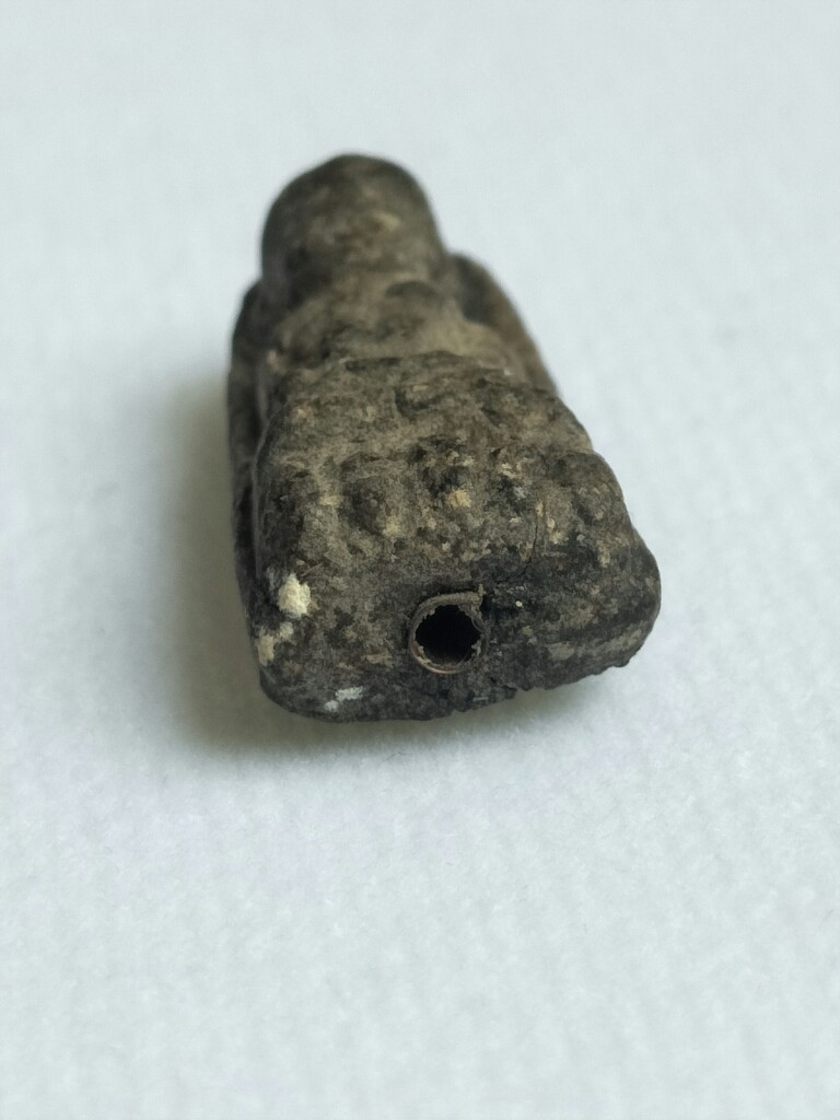 หลวงพ่อทวดเนื้อว่านพิมพ์พระรอดจิ๋ว ฝังตะกรุด อ.นอง วัดทรายขาว