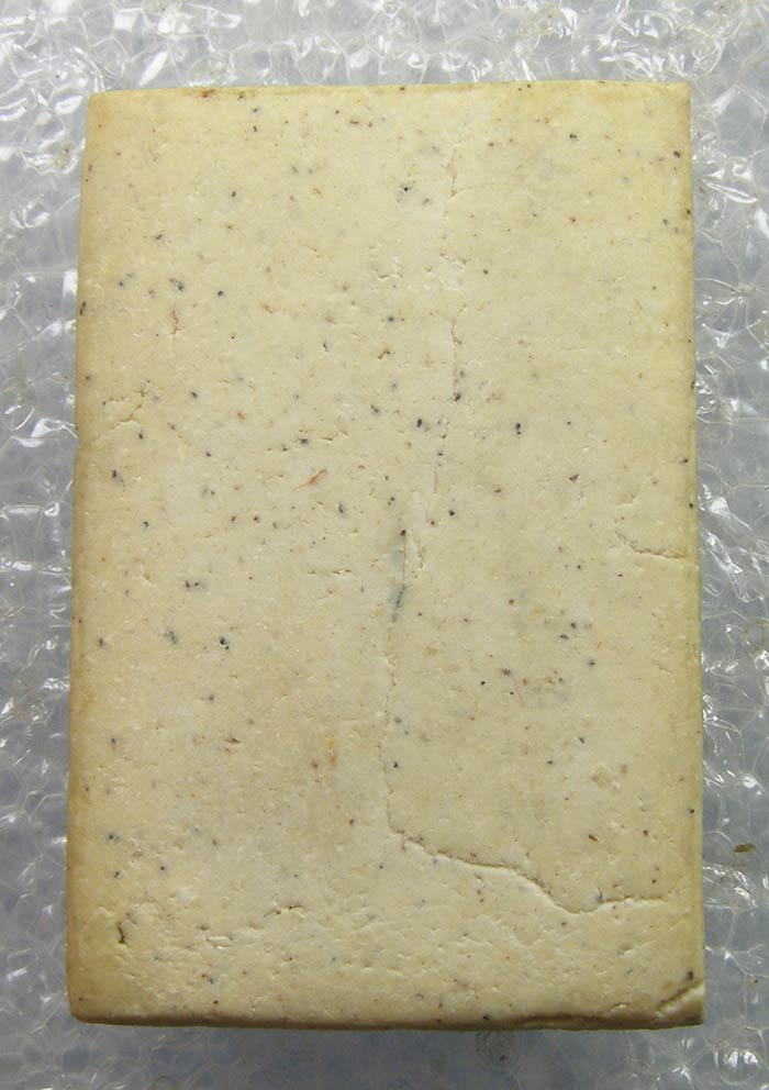 สมเด็จวัดระฆัง 122 ปี พิมพ์เกศบัวตูม    กล่อง VISON เดิมๆ