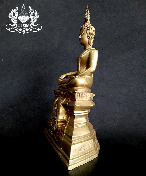 พระบูชาหลวงพ่อพระใส วัดโพธิ์ชัย จ.หนองคาย รุ่นสามบารมี สร้างปี2554 หน้าตัก 5 นิ้ว 