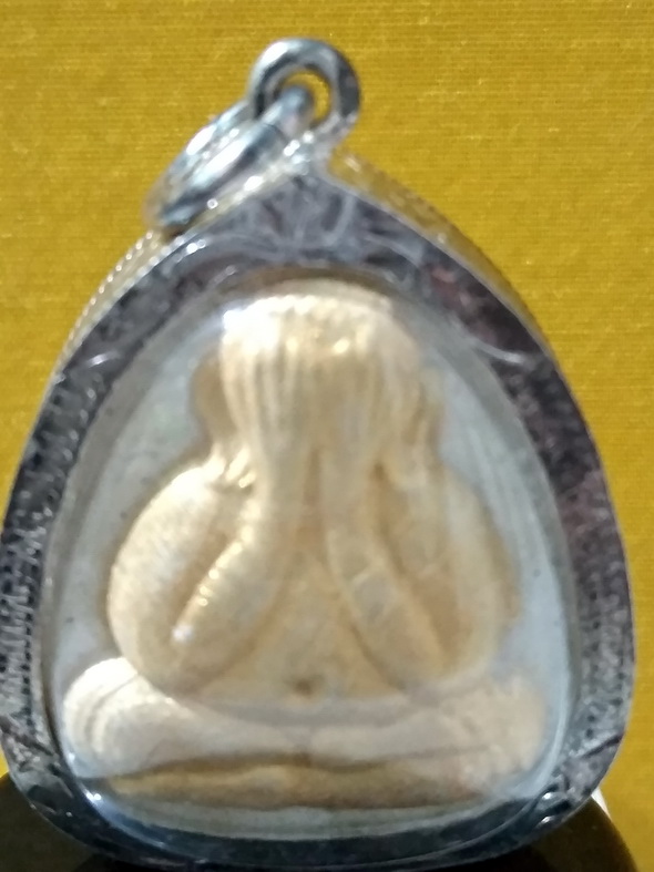 พระผงปิดตา มหาลาภ ญสส  (พิมพ์เล็ก)  