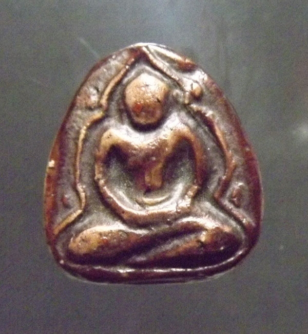 พระหลวงพ่อโต กรุ วัดอัมพวา กรุงเทพ