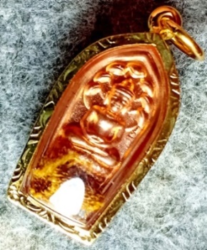 #พระปรกใบมะขาม รุ่น 2 หลวงปู่โต๊ะวัดประดู่ฉิมพลี# ปี 57 (มีจ ีวรของหลวงปู่ )พรีอมกล่องเดิม พร้อมเลี่