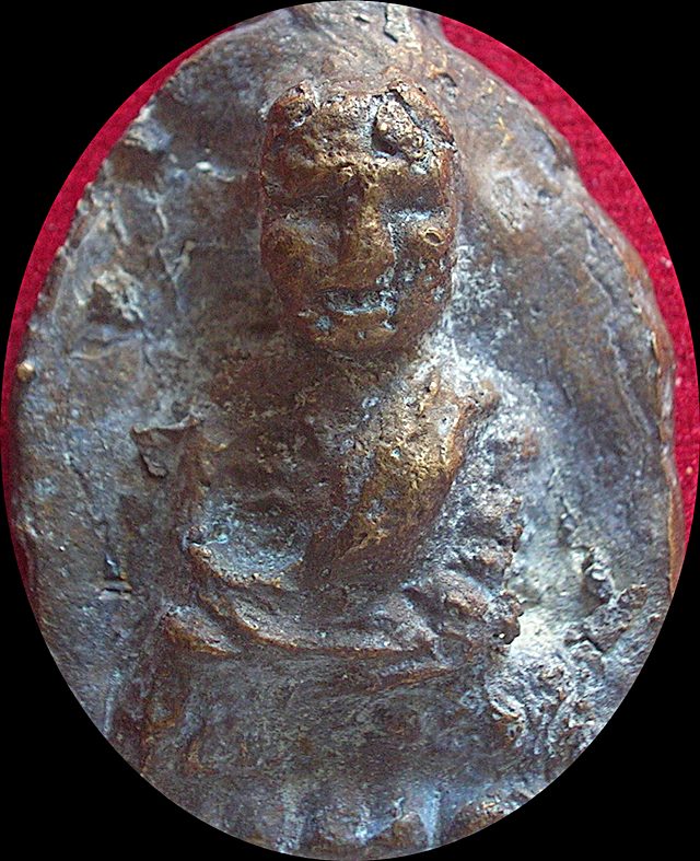 เหรียญหล่อรูปไข่หลวงปู่ทวด หลวงพ่อด่วน วัดบางนอน จ.ระนอง ปี 09