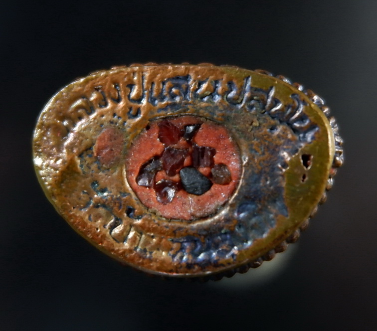 รูปหล่อลอยองค์พระแก้วมรกต หลวงปู่แสน วัดบ้านหนองจิก จ.ศรีสะเกษ เนื้อโลหะธาตุ สวยครับ