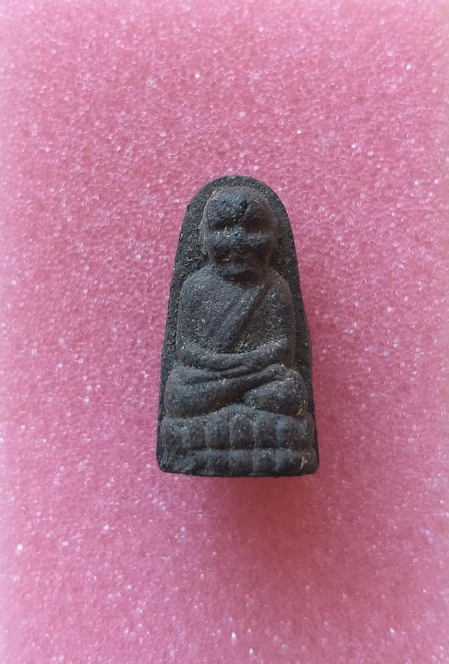 หลวงพ่อทวด วัดห้วยมงคล รุ่นแรก พิมพ์พระรอด