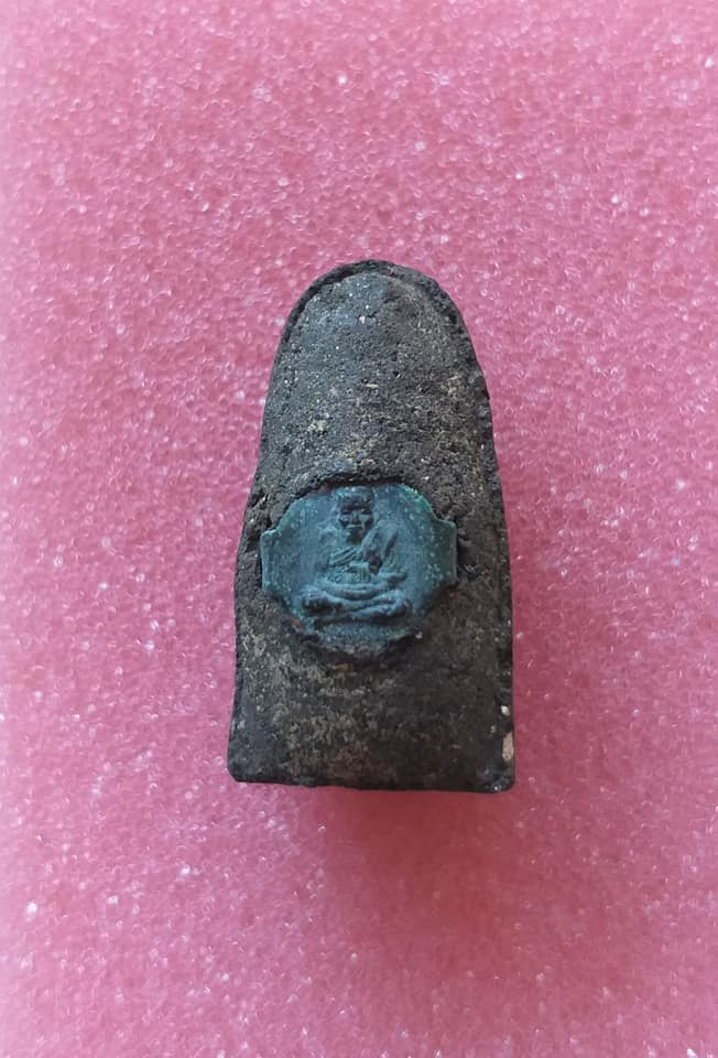 หลวงพ่อทวด วัดห้วยมงคล รุ่นแรก พิมพ์พระรอด