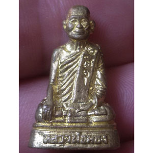 พระรูปหล่อหลวงพ่อทอง วัดดอนขวาง จ.อุทัย