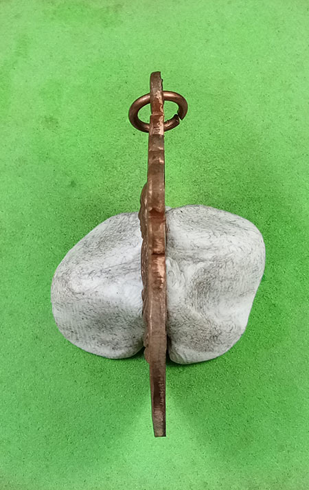 เหรียญเสมาหัวโต (( พิมพ์นิยมวงเดือน )) หลวงปู่ทวด พระอาจารย์นอง วัดทรายขาว จ.ปัตตานี