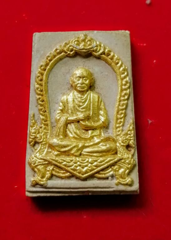 รูปเหมือนสมเด็จโตปี17ลงทองเดิมครับเคาะเดียว