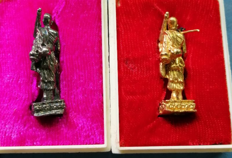 พระสีวลีมหาลาภหลวงปู่สิมสวยๆพร้อมกล่องครับ