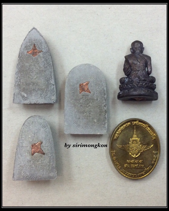 ชุด5องค์ หลวงพ่อทวด เหยียบน้ำทะเลจืด รุ่น 115ปี กระทรวงกลาโหม ปี45 กล่องเดิม
