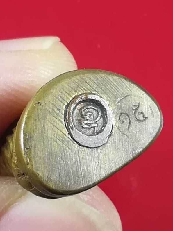  รูปหล่อหวงพ่อเงิน วัดบางคลาน หลวงพ่อเปรื่องสร้าง(บล็อกวัด) ตอกโค๊ต ๑๕ .