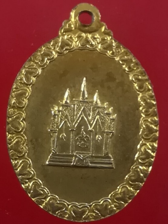 **40แดง**เหรียญหลวงพ่อวัดปากน้ำ ภาษีเจริญ ปี24 กะไหล่ทอง