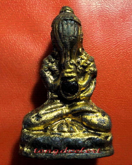 พระปิดตาทาบรอนซ์ทอง หลวงพ่อนารถ วัดศรีโลหะราษฏร์บำรุง หายาก สวยมากค่ะ