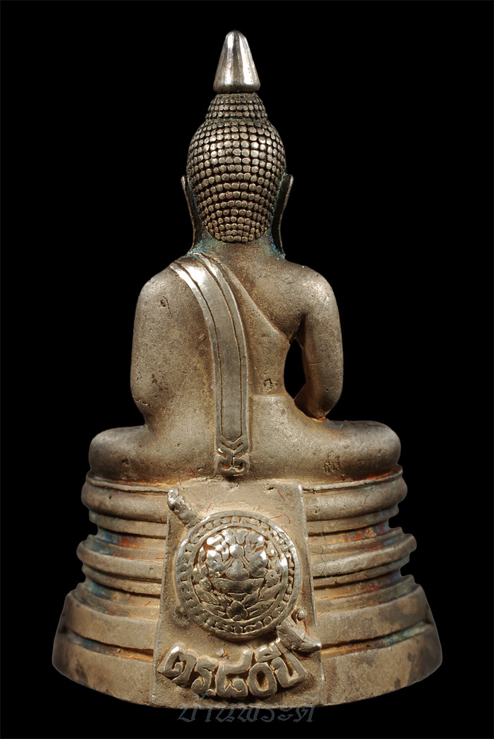 พระหลวงพ่อโสธร รุ่น 80 ปี กรมตำรวจ เนื้อเงินขัดเงา พิมพ์หน้าให่ญ่ พร้อมกล่องเดิม