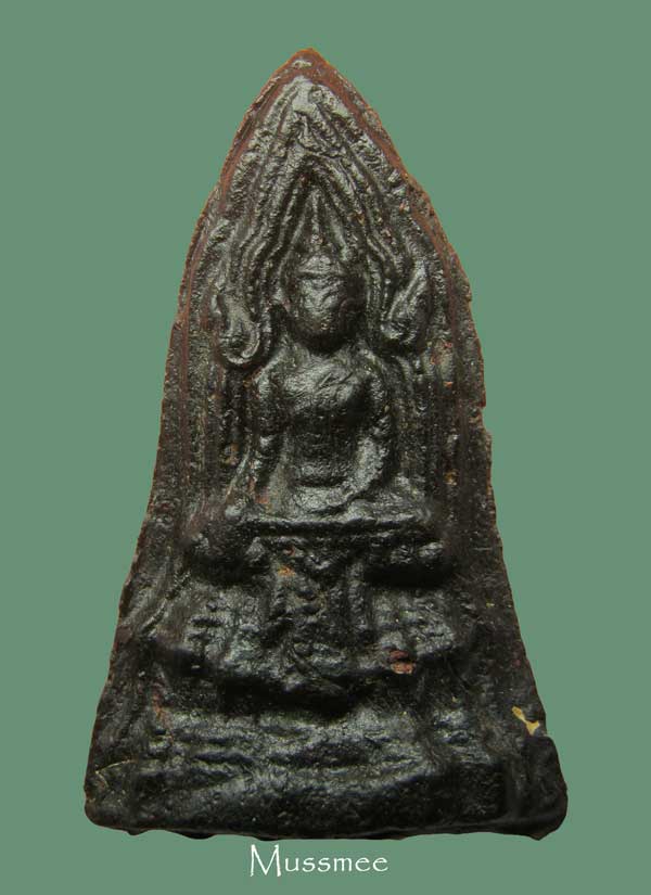 พระผงว่านจำปาสัก ของดีที่คนยุคเก่าเชื่อถือในพุทธคุณครับ ( พิมพ์โคนสมอ) ### พระสวยยยยยย ###