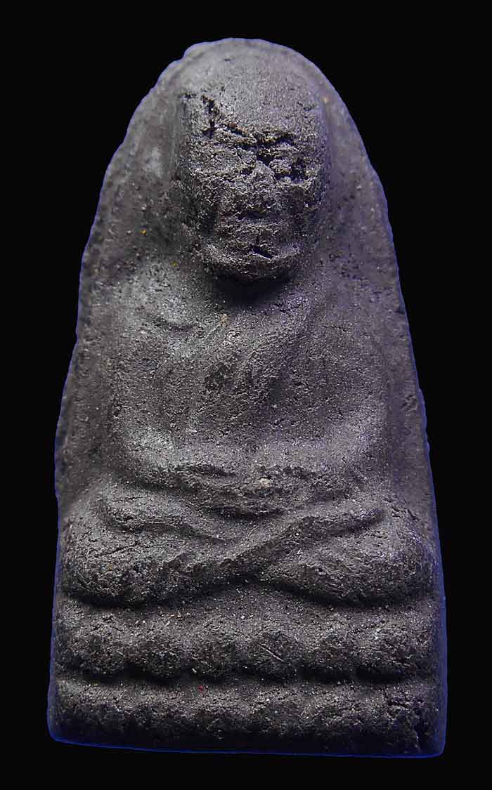 หลวงปู่ทวด หลังยันต์ เฑาะว์ แม่ชีบุญเรือน