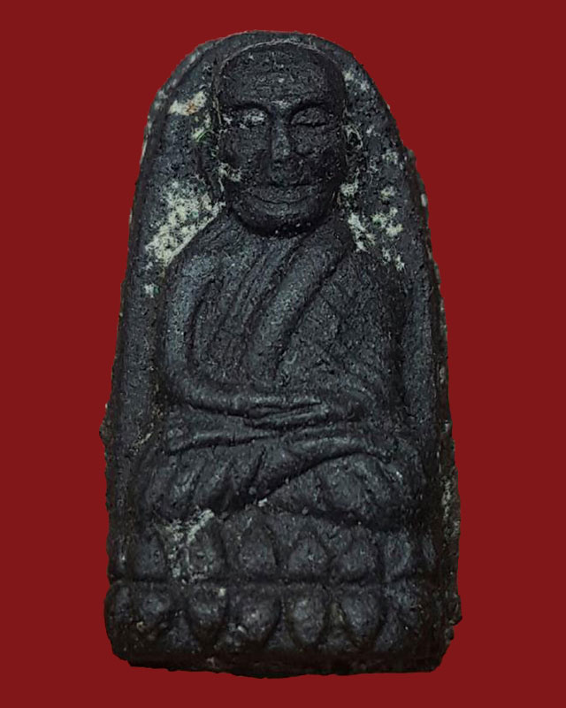 หลวงพ่อทวดเนื้อว่านคลุกรัก พระนามาภิไธย สก.ปี 44 พิมพ์พระรอด