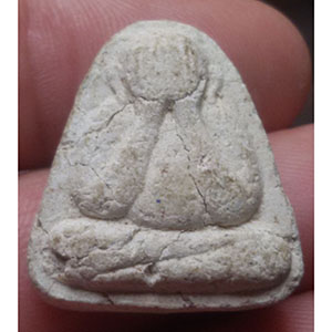 พระปิดตาพิมพ์เล็ก เพิ่มบำรุงสุข หลวงพ่อเพิ่ม วัดป้อมแก้ว จ.อยุธยา ปี 49