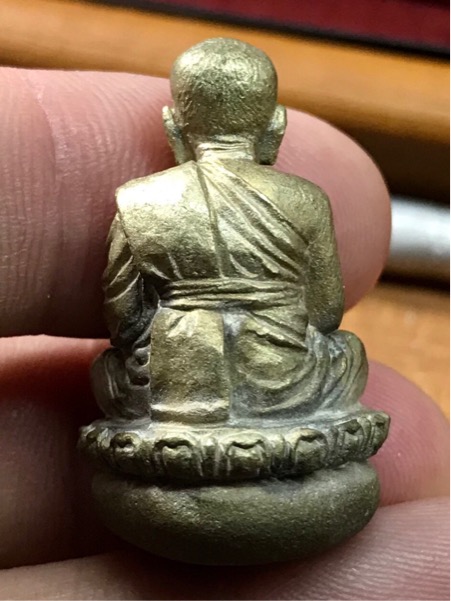 หลวงปู่ทวด เบ้าทุบ พ่อท่านพรหม วัดพลานุภาพ หมายเลข ๖๓๖ ปี 2553 เนื้ออัลปาก้า