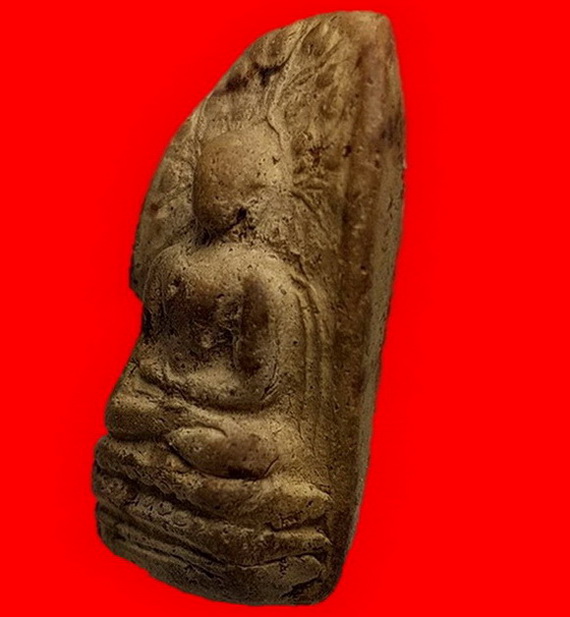 พระคงกรุเก่าฟอร์มตรงล่ำหนา โพธิ์เด้ง ตำหนิจุดตายชัด รับประกันพระแท้ตลอดชีพ