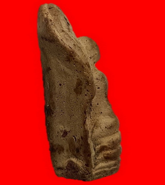 พระคงกรุเก่าฟอร์มตรงล่ำหนา โพธิ์เด้ง ตำหนิจุดตายชัด รับประกันพระแท้ตลอดชีพ